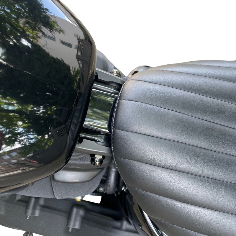 Tank Schrauben - pass. f. Softail & Dyna