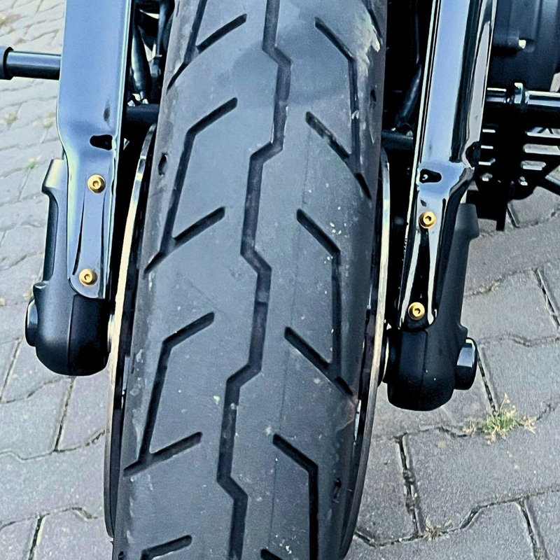 Front Fender Schrauben - pass. f. Softail, Dyna