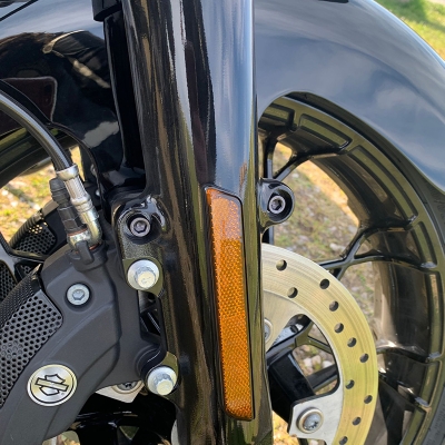 Front Fender Schrauben in schwarz