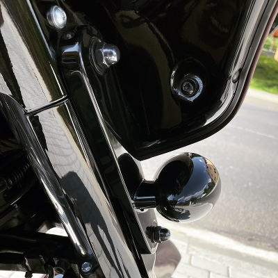 Hutmutter Blinkerhalterung  - pass. f. Street Glide
