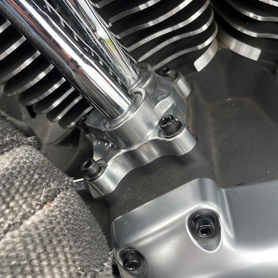 Lifter Base Schrauben - pass. f. Softail, Dyna, Touring