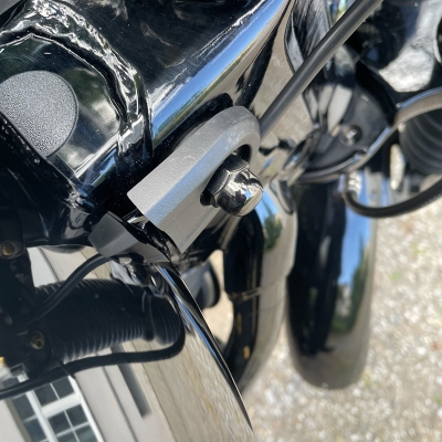 Tank Schrauben - pass. f. Softail & Dyna
