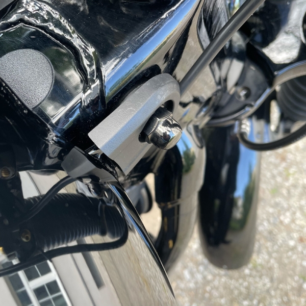Tank Schrauben - pass. f. Softail & Dyna