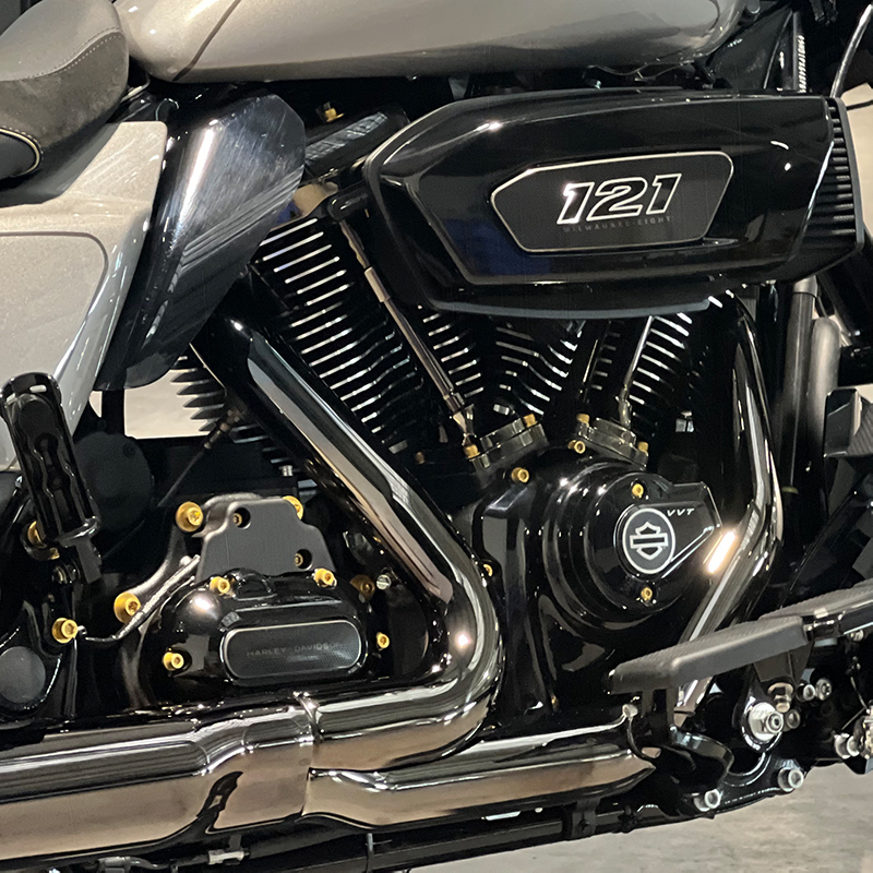 Harley Touring CVO Street Glide Schrauben