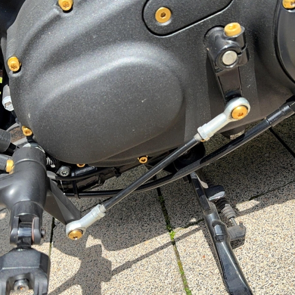 Schrauben Schaltstange | pass. f. Sportster